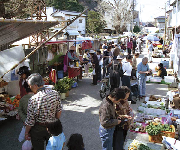 Katsuura Morning Market