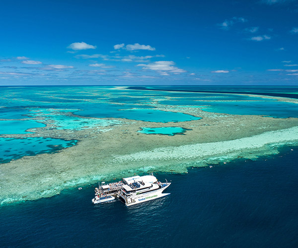 Cruise Whitsundays – Reefworld