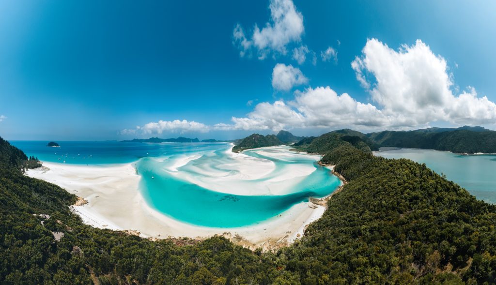 Sail Away To Paradise The Ultimate Whitsundays Summer Adventure Club 